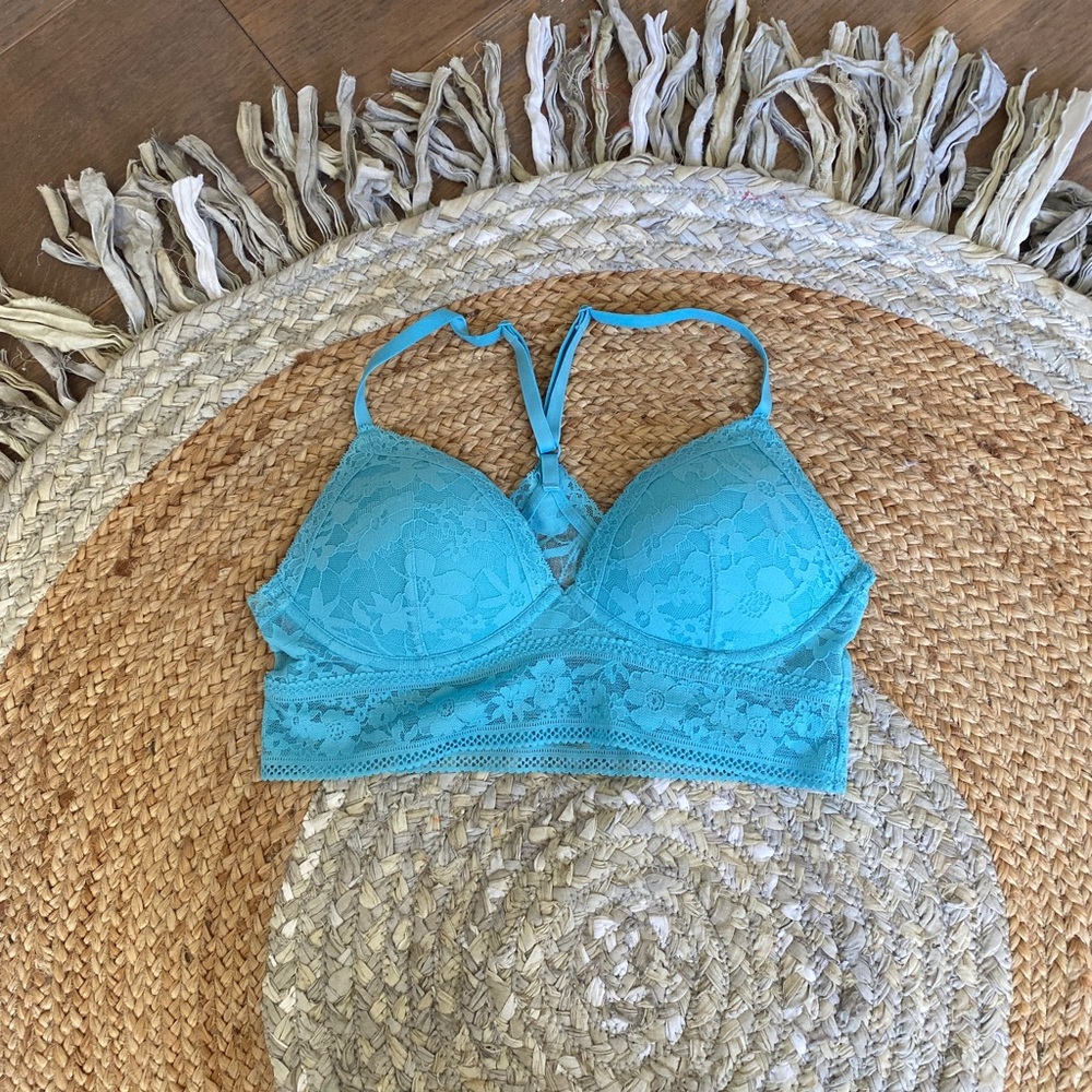 Victoria’s Secret Lace Bralette in Blue size Medium